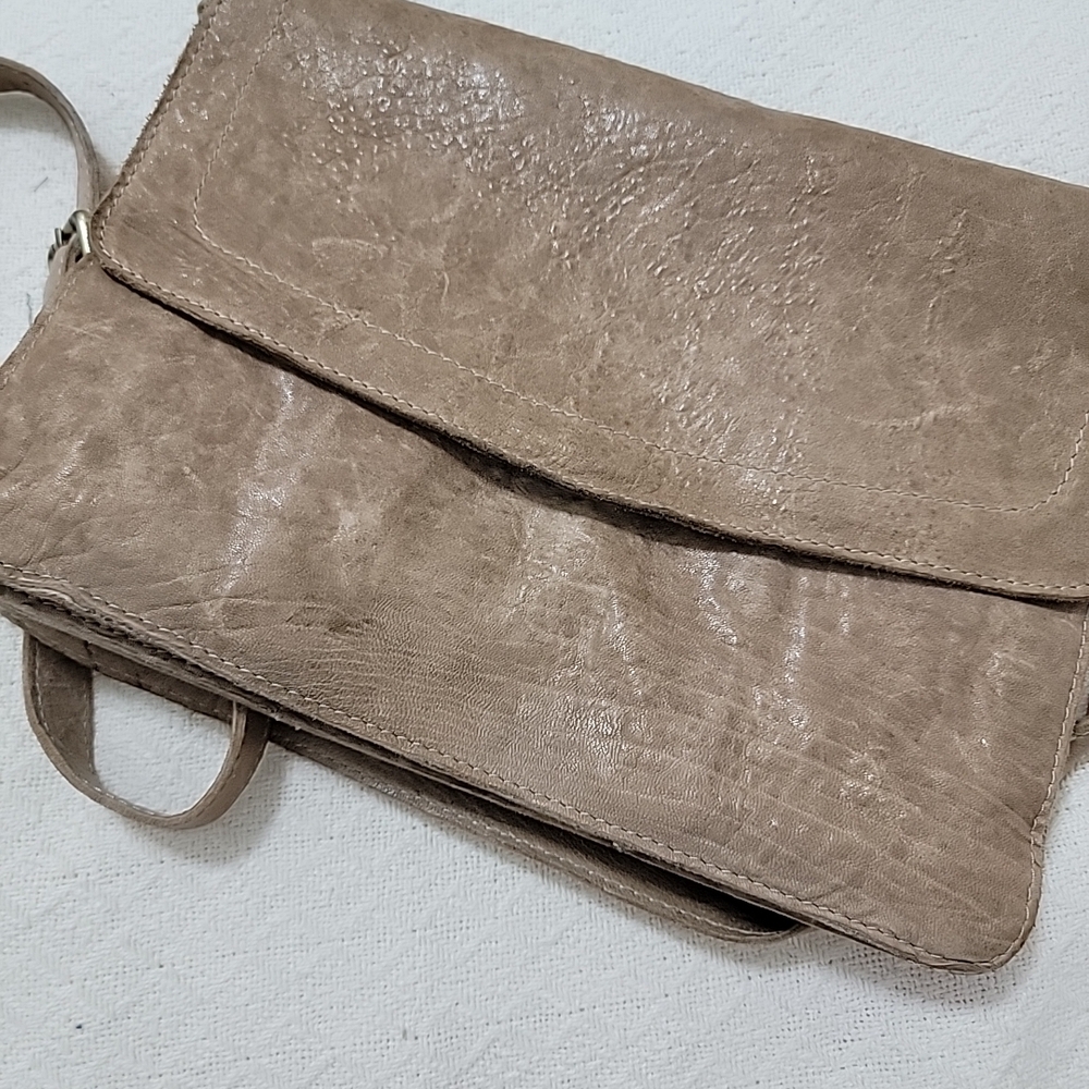 Maxon Made in Italy Tan Pebbled Leather Crossbody Messenger Boho Shoulder Bag - Picture 13 of 14